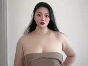 老太奶性BBwBBwBBw视频 老太奶性 BBwBBwBBw 视频：迷人的老年女性魅力展示