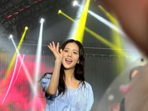 blackpink有换脸造梦视频吗【有网友在社交平台上分享了 BLACKPINK 成员 jisoo 的换脸造梦视频，这是否属实？】