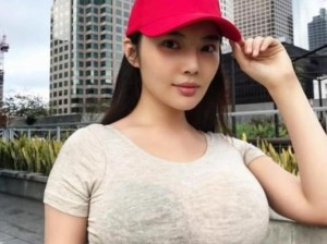 大胸色情美女爆乳74明星—大胸色情美女爆乳 74 明星的照片是否存在？